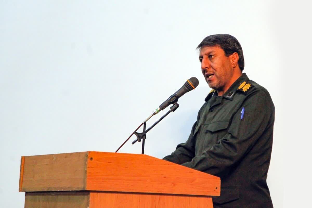 فرمانده سپاه لارستان: مردم را به حضور در انتخابات، امیدوار کنیم