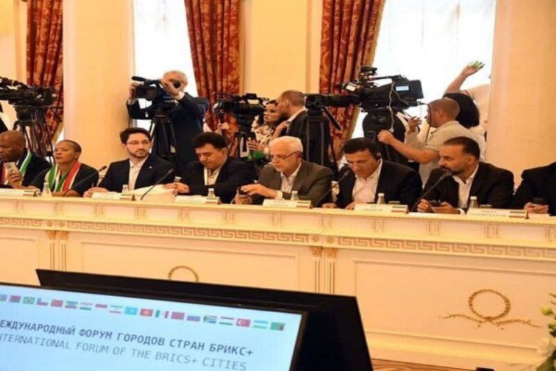 شهردار: تبریز به تقویت روابط ایران با گروه بریکس کمک میکند شهردار: تبریز به تقویت روابط ایران با گروه بریکس کمک میکند