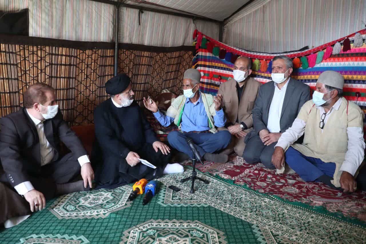 بینش سیاسی ازدل سیاه چادرهای عشایر/معیارهای یک انتخاب خوب از زبان عشایر گرگو بینش سیاسی ازدل سیاه چادرهای عشایر/معیارهای یک انتخاب خوب از زبان عشایر گرگو