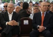 Olmert pide la destitución de Netanyahu