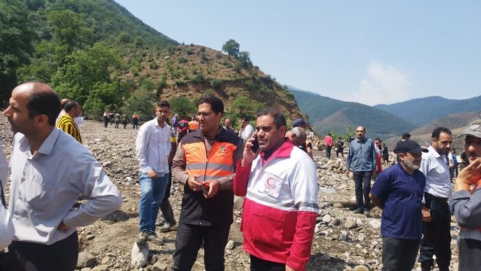 مسیر پل دو آب در جاده فیروزکوه تا اطلاع ثانوی مسدود است +فیلم