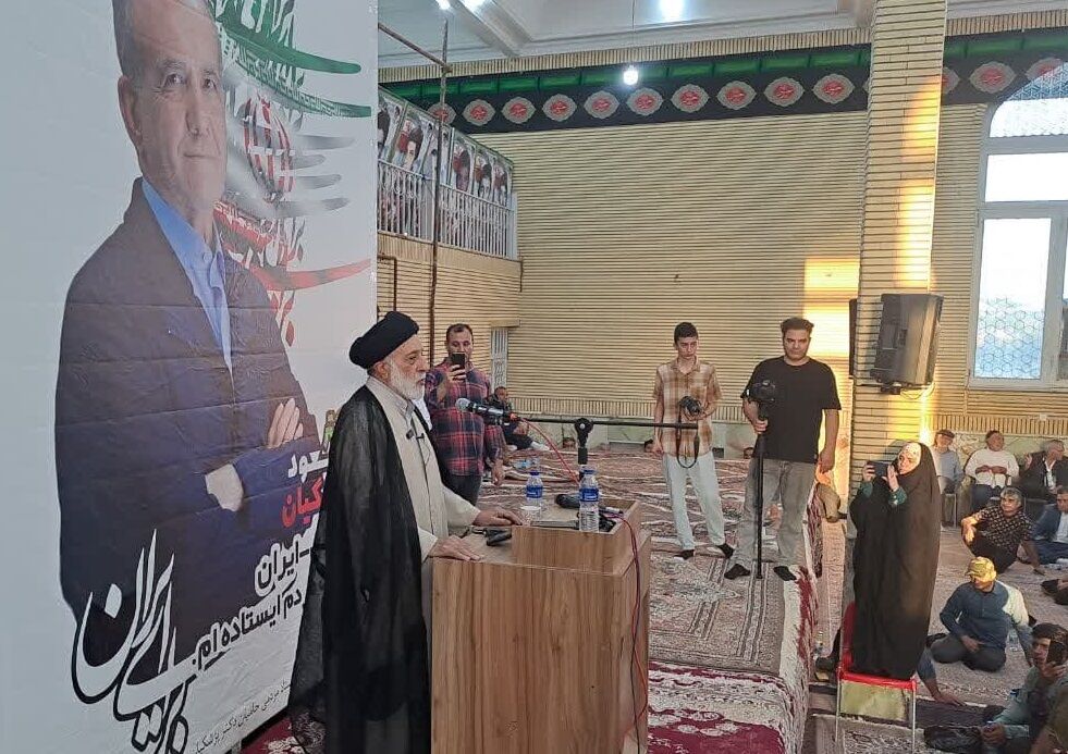 دبیر مجمع نیروهای خط امام: پزشکیان متخصصان امین را به میدان میآورد دبیر مجمع نیروهای خط امام: پزشکیان متخصصان امین را به میدان میآورد