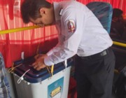 رای آتش نشانان عملیاتی و شیفت در شیراز به صندوق رای سیار ریخته شد