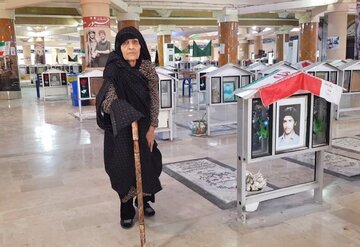 فیلم | ادای تکلیف انتخاباتی مادر ۹۰ ساله شهید بوشهری