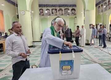 حضور حداکثری در انتخابات قدرت چانه‌زنی در عرصه بین‌الملل را ارتقا می‌دهد