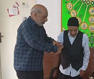 فیلم /پیرمرد ۱۰۳ بهابادی، رای خود را به صندوق انداخت