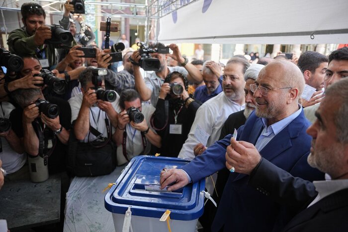 همراه با نامزدهای انتخابات در روز سرنوشت ساز+ عکس و فیلم