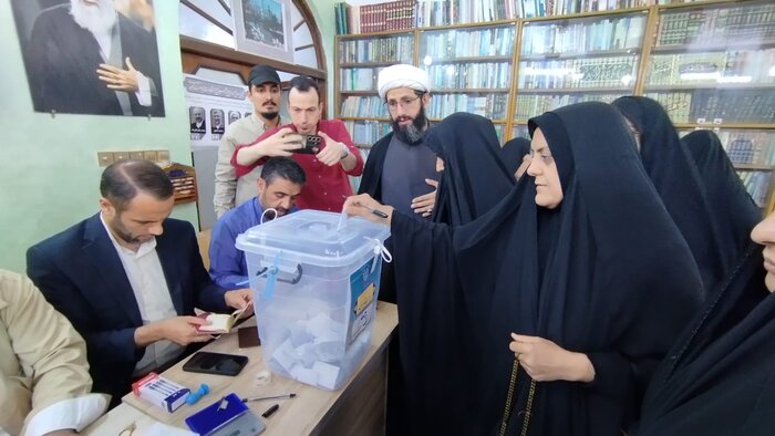 مشارکت گسترده ایرانیان مقیم نجف در انتخابات