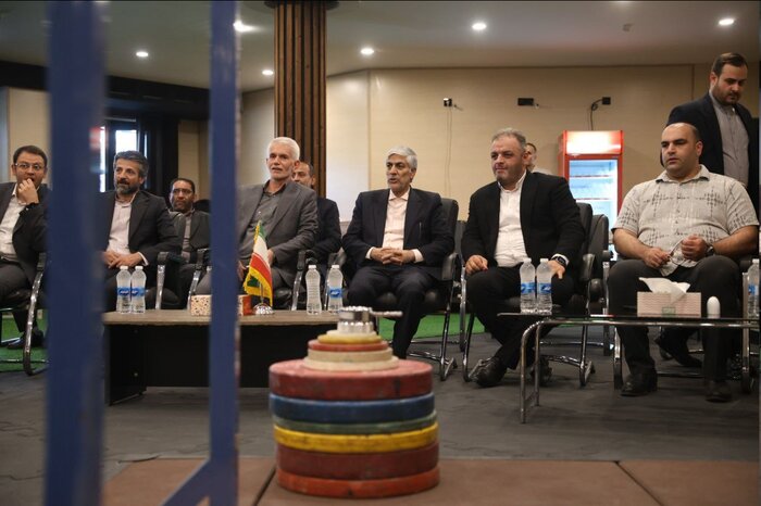 انوشیروانی: به عملکرد خوب نمایندگان وزنه برداری در المپیک امیدوارم