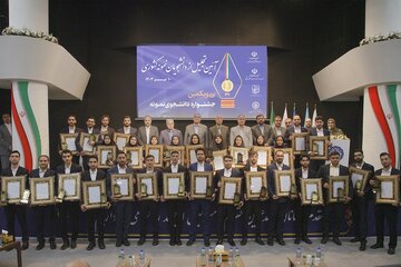 ۲ دانشجوی نمونه کشوری از اصفهان انتخاب شدند