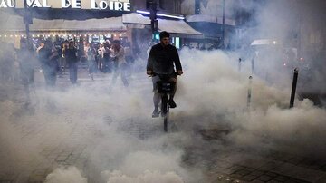 La France en flammes après la victoire de l'extrême droite aux #ElectionsLegislatives2024