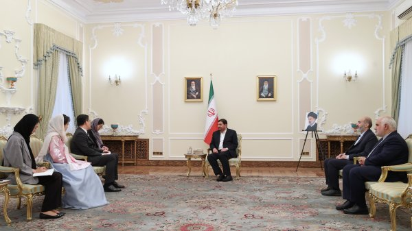 مخبر: روابط ایران و چین تغییرناپذیر است