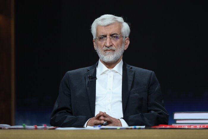 جلیلی: قدرت موشکی کشور حاصل اراده و دانش جوانان ایرانی است