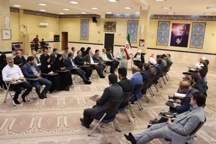 امام جمعه ایلام: مشارکت حداکثری در انتخابات بزرگترین معروف امروز جامعه است