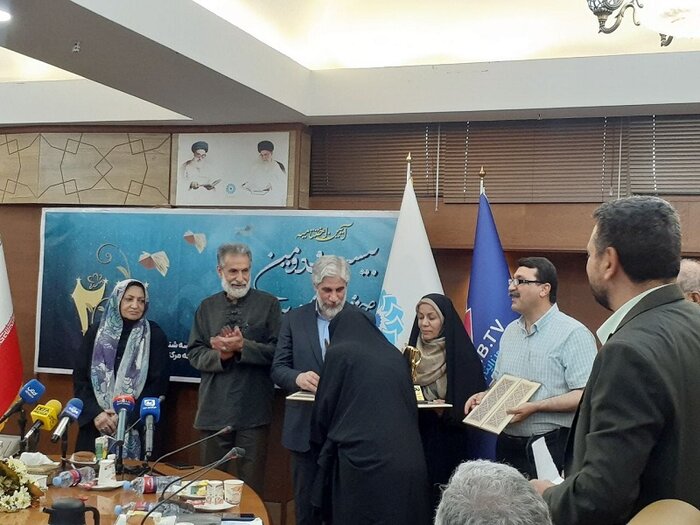 عضو انجمن قلم: فرهنگ نباید دستخوش رفتوآمدهای سیاسی قرار بگیرد