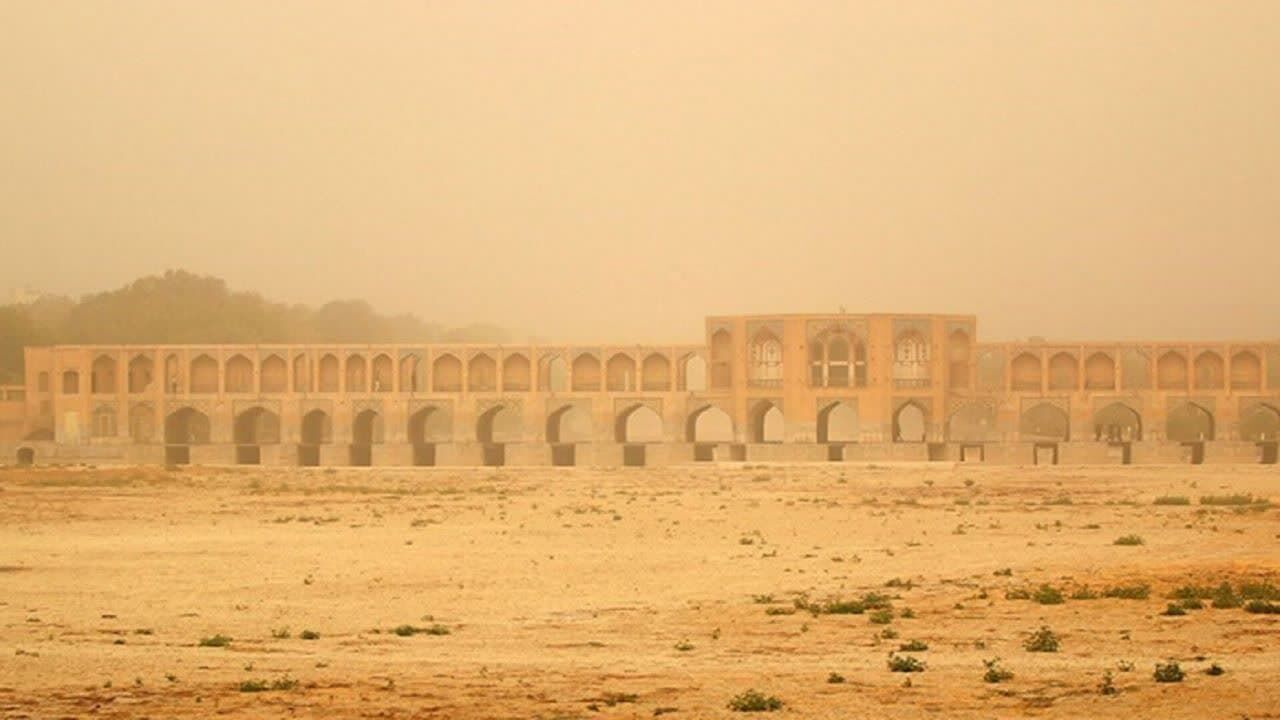 بدترین وضعیت خشکسالی اصفهان در ۲ دهه اخیر بدترین وضعیت خشکسالی اصفهان در ۲ دهه اخیر