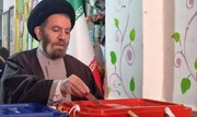 ملت ایران شایسته ترین فرد را برای رییس جمهوری انتخاب می کند