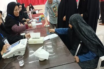 ۴۸.۸ درصد مردم استان مرکزی در انتخابات شرکت کردند