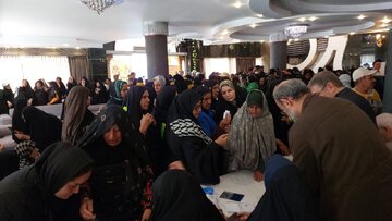 حضور پرشور ایرانیان مقیم عراق و زائران عتبات در انتخابات + عکس