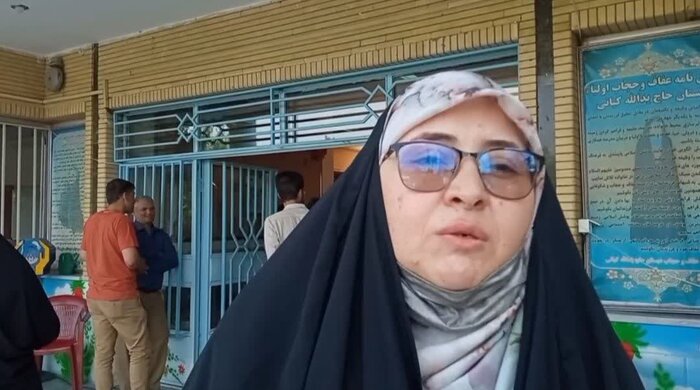 زنان طلایهداران حضور در پای صندوقهای رای