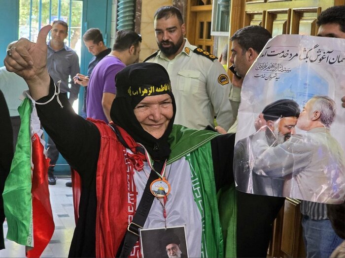 سبابههای سرخ برای مشق سرنوشت+ فیلم