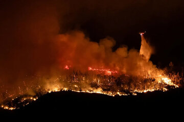 Un violent incendie faisait rage dans le nord de la Californie