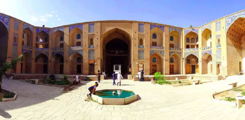 آشنایی با مدرسه و کاروانسرای گنجعلی خان