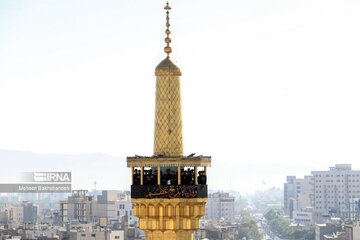 El ritual tradicional “Sala” en el santuario sagrado del Imam Reza (P)