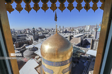 El ritual tradicional “Sala” en el santuario sagrado del Imam Reza (P)