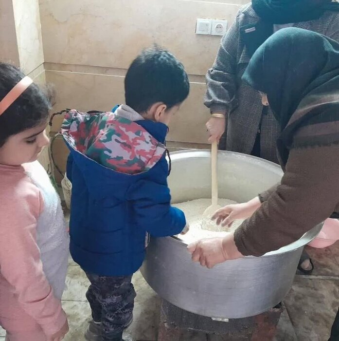 قیمه نذری آشپزخانه مادربزرگ