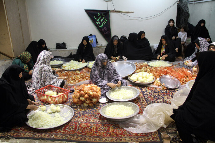قیمه نذری آشپزخانه مادربزرگ