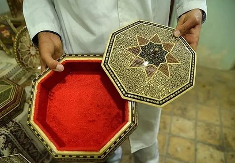 صنایع دستی اصفهان که باید با خود به منزل بیاورید