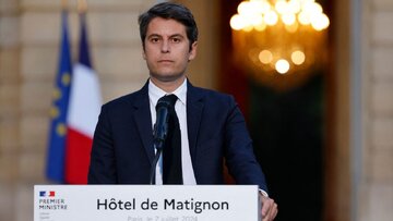نخست وزیر فرانسه: استعفا نامه ی خود را صبح دوشنبه به مکرون می دهم
