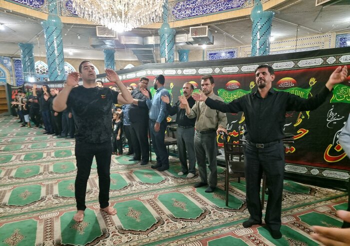 فیلم| گزارشی از عزاداری مردم در مسجد ولیعصر(عج) جیرفت