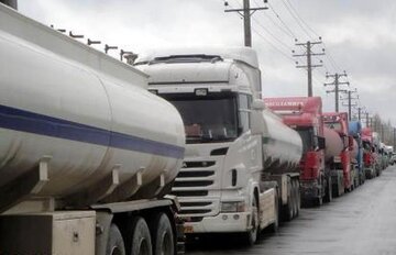 معضل ترافیکی تانکرهای نفتی عراق در بوشهر رفع شد+ فیلم