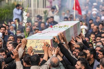 پیکر شهید گمنام در ساختمان مرکزی قوه قضاییه به خاک سپرده شد