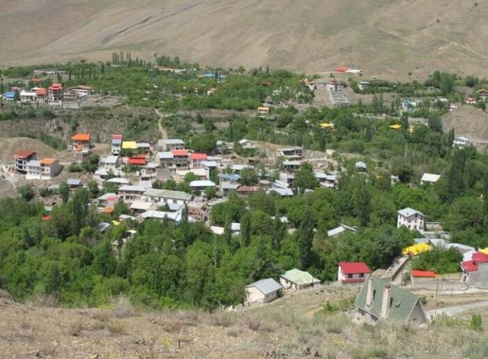 عزاداری در کوچه باغ‌های روستای ارنگه