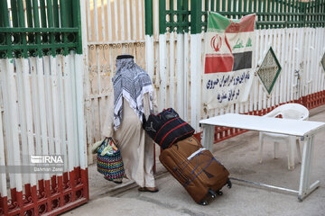 Ministros del Interior de Irán e Iraq visitan la frontera Josravi
