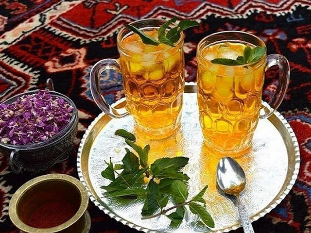 طرز تهیه ۸ شربت نذری محرم برای ۱۰۰ تا ۲۰۰ نفر