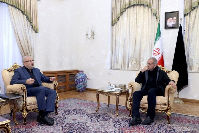 Pezeshkian calls for Iran armed forces’ cooperation to serve nation