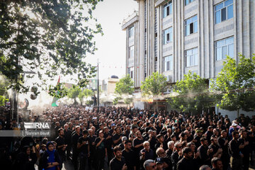 Le Ground Hosseinyeh de Zanjān accueille les personnes en deuil de l'Imam Hussain (AS)