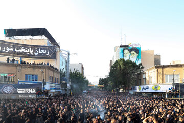 Le Ground Hosseinyeh de Zanjān accueille les personnes en deuil de l'Imam Hussain (AS)