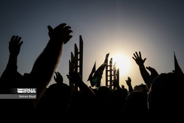 Le Ground Hosseinyeh de Zanjān accueille les personnes en deuil de l'Imam Hussain (AS)