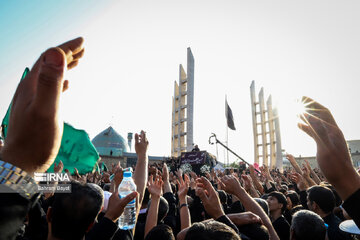 Le Ground Hosseinyeh de Zanjān accueille les personnes en deuil de l'Imam Hussain (AS)