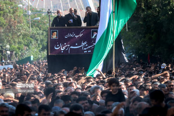 Le Ground Hosseinyeh de Zanjān accueille les personnes en deuil de l'Imam Hussain (AS)