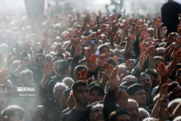 Le Ground Hosseinyeh de Zanjān accueille les personnes en deuil de l'Imam Hussain (AS)