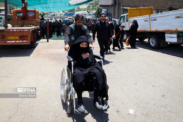 Le Ground Hosseinyeh de Zanjān accueille les personnes en deuil de l'Imam Hussain (AS)