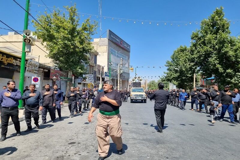 کهگیلویه و بویراحمد سوگوار سقای دشت کربلا+فیلم کهگیلویه و بویراحمد سوگوار سقای دشت کربلا+فیلم