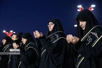 “Jotbe Jani” en el santuario del Imam Reza (P)