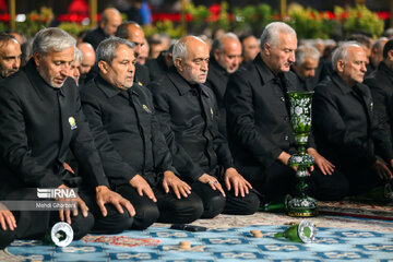 “Jotbe Jani” en el santuario del Imam Reza (P)